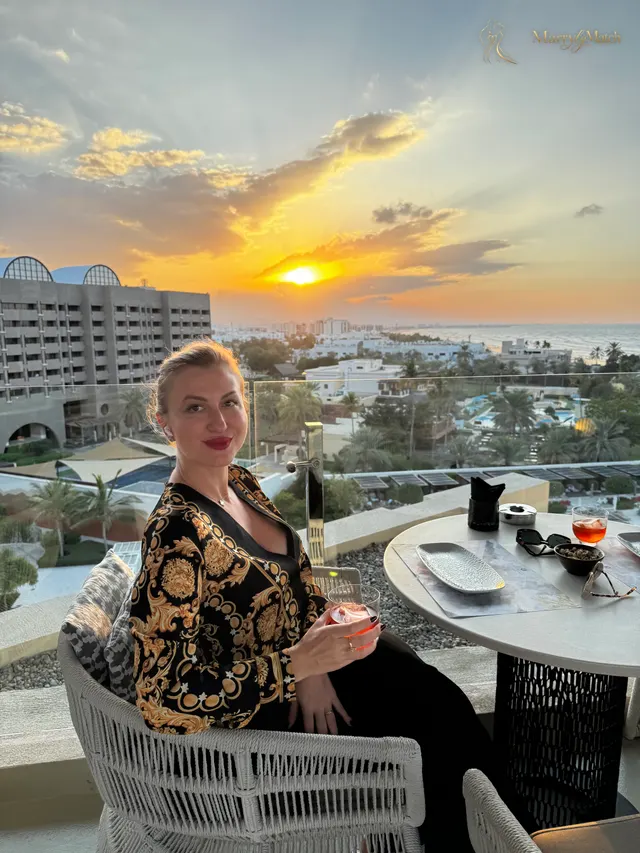 Alisa, 38
