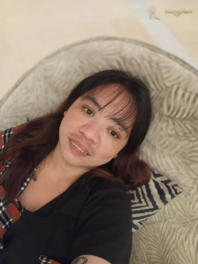 Another photo of Cassandra erika