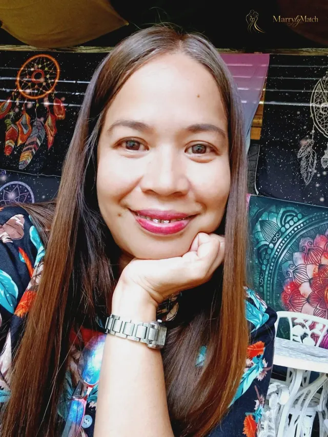 Lorelin, 51