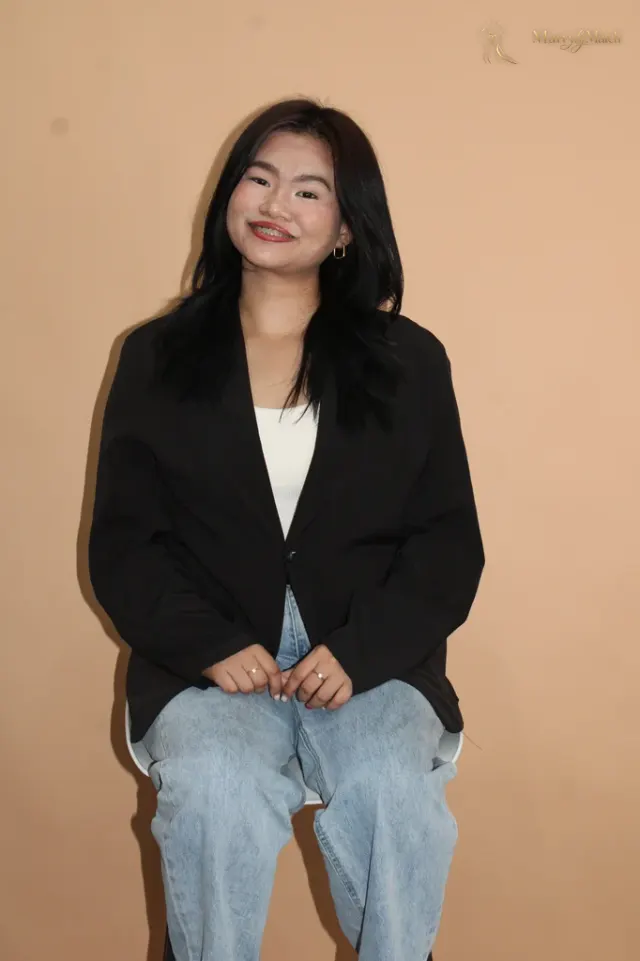 Another photo of Carla Tumulak