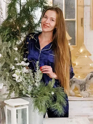 MARIYA, 38