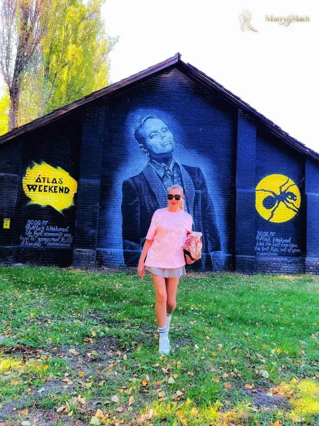 Another photo of Yulia