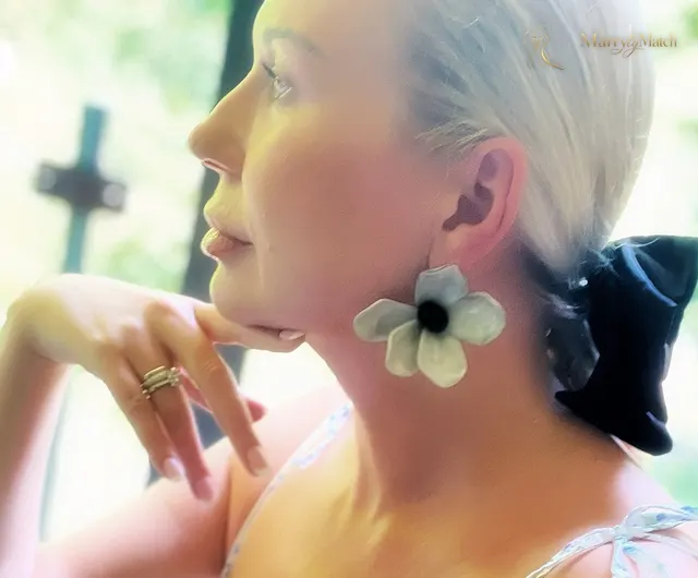 Another photo of Yulia