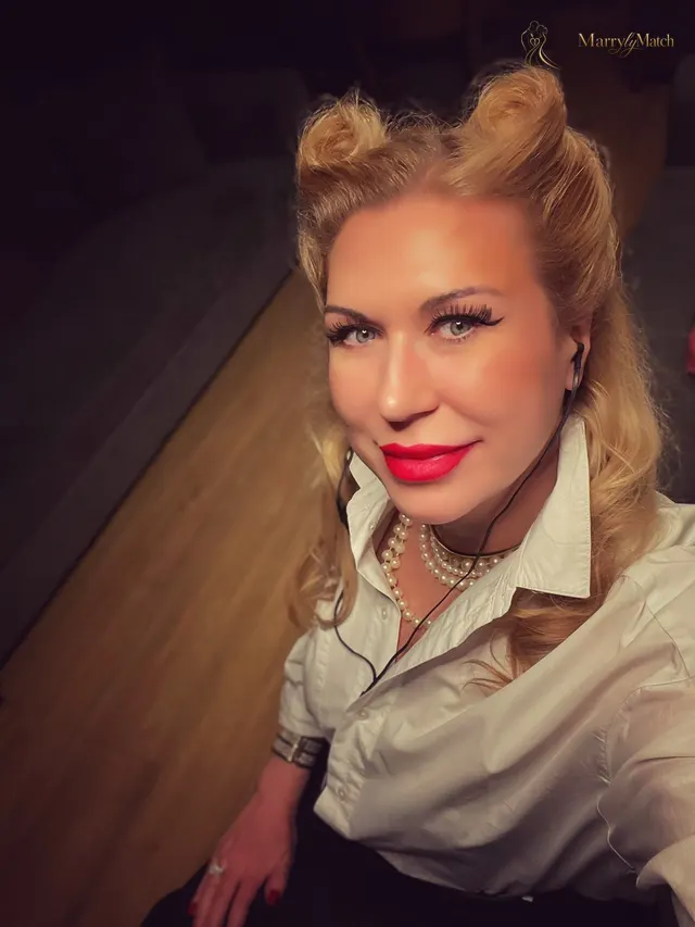 Another photo of Yulia