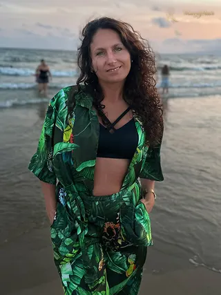 Another photo of INNA