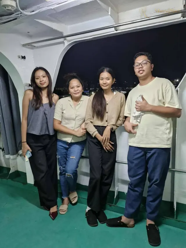 Another photo of Regine
