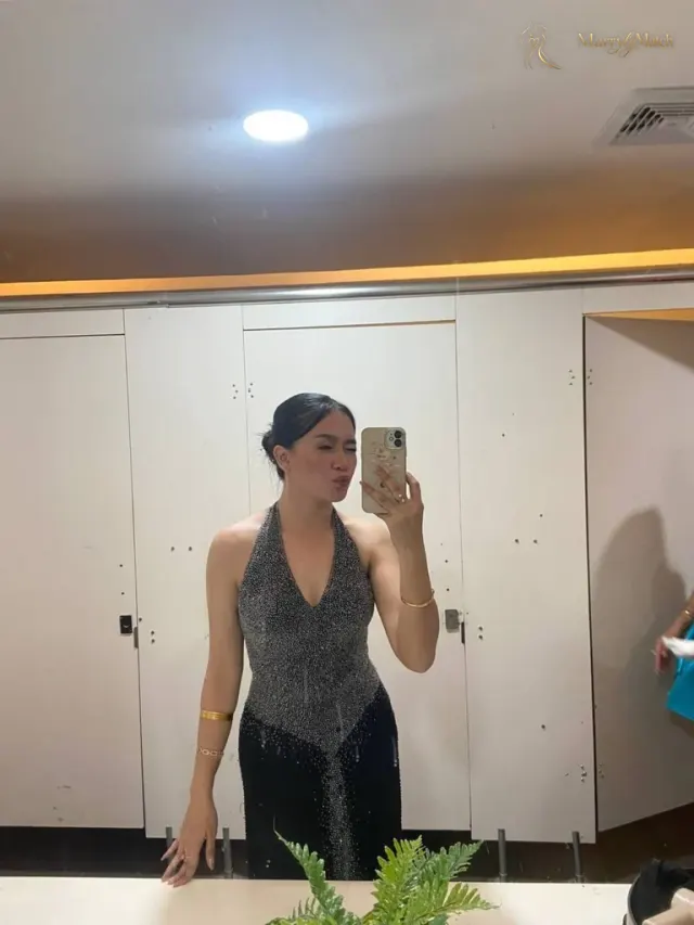 Merry, 24