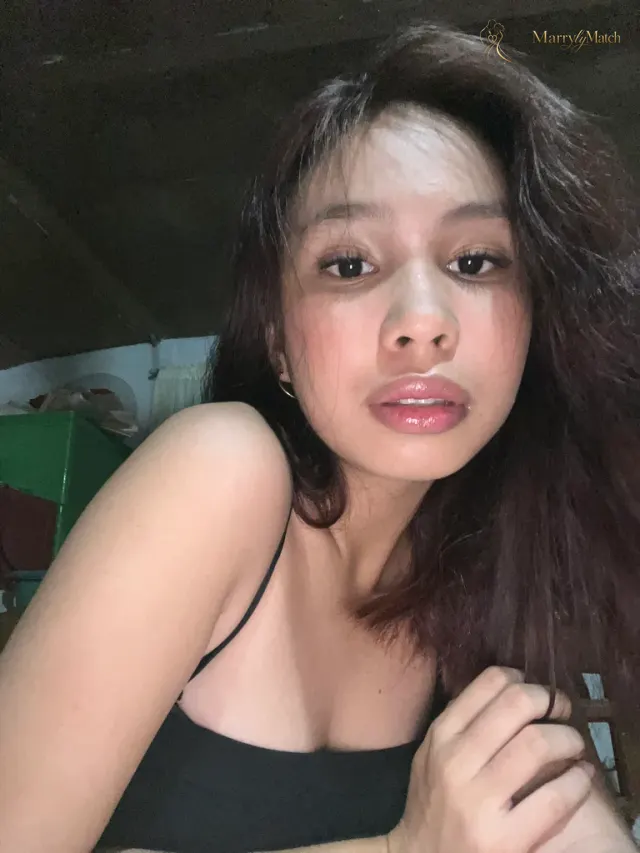 hannah, 26