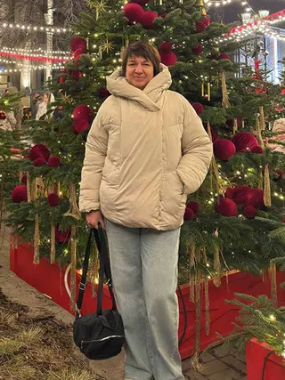 Another photo of SVETLANA