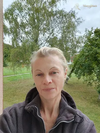 ELENA, 57