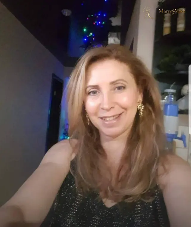 Larysa, 59