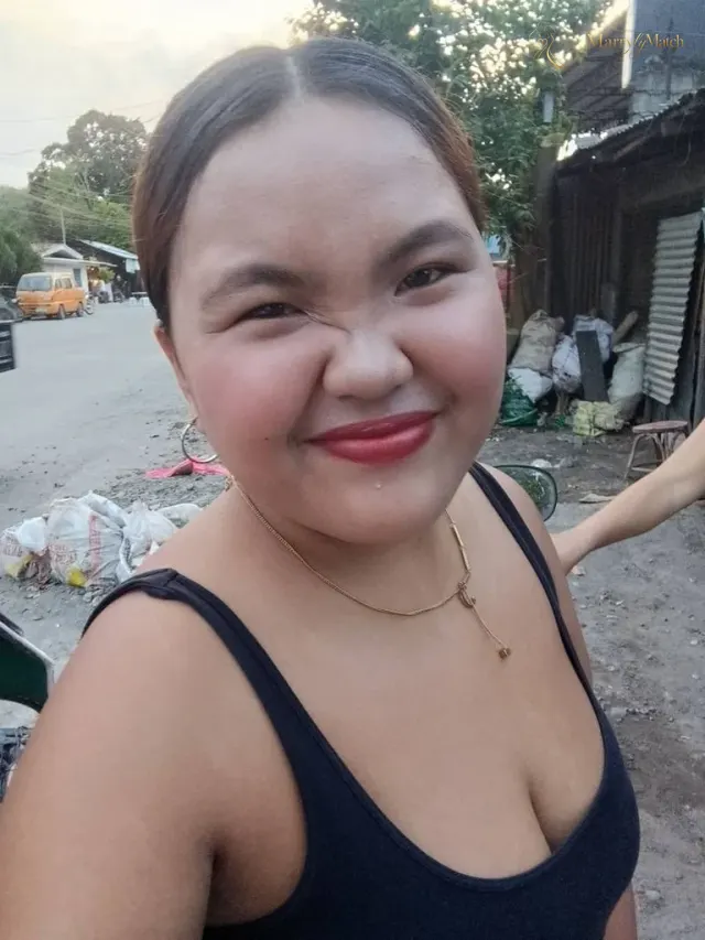 Another photo of Richelle