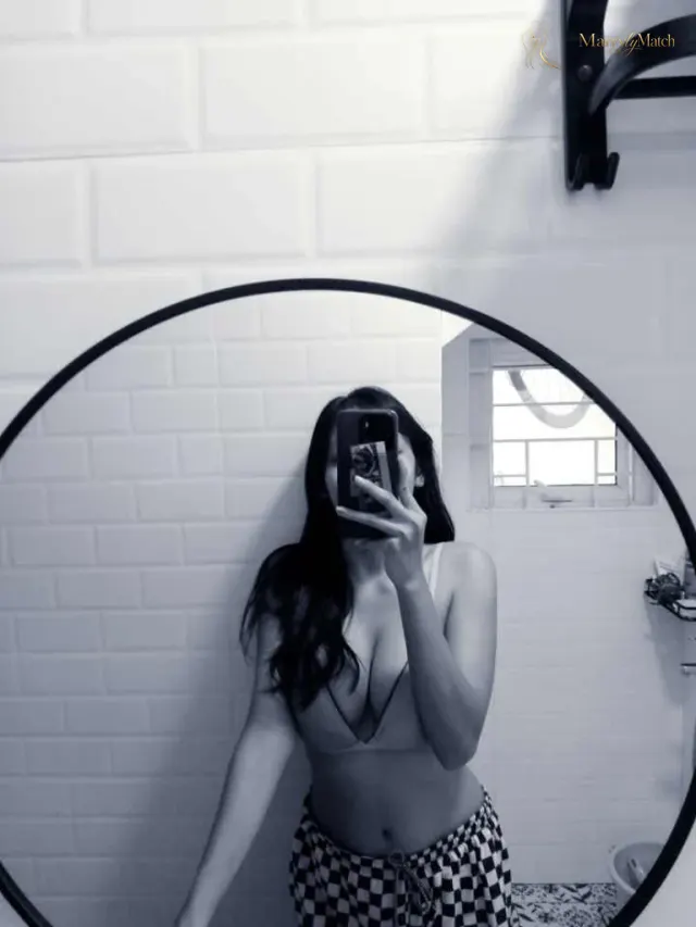 Another photo of Crystal