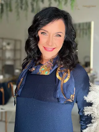 ELENA, 51