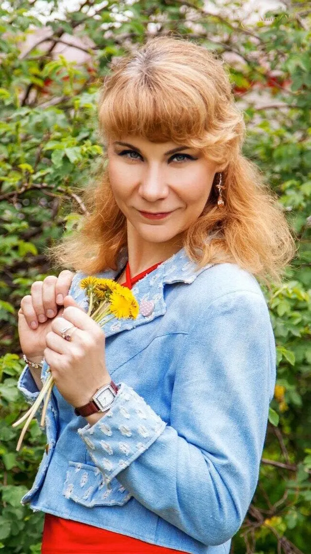 Another photo of Elena