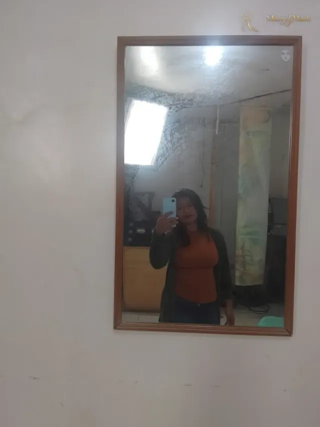 Maylin, 25