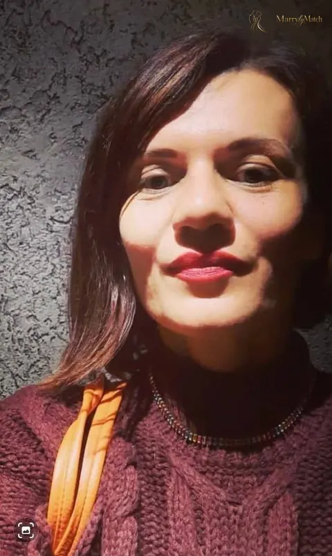 Svitlana, 48