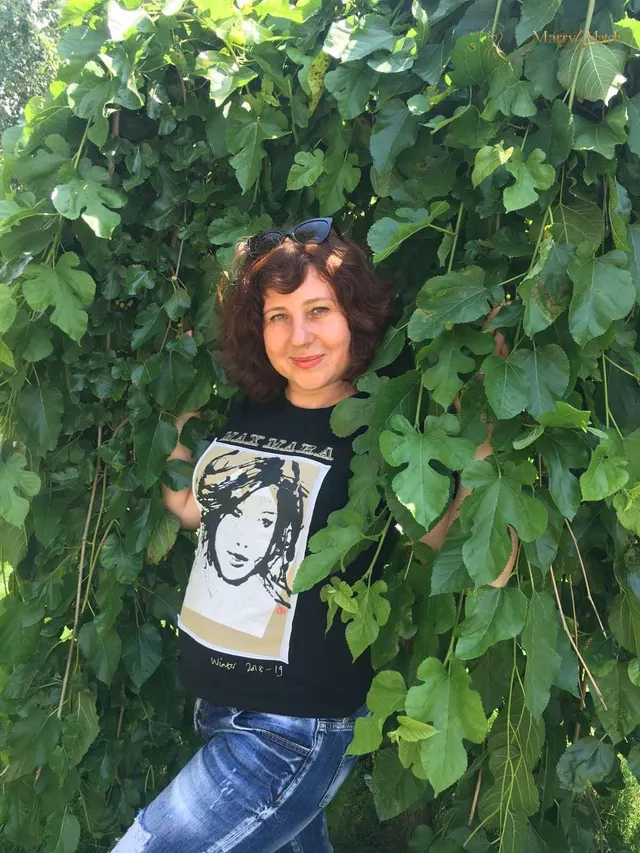 Another photo of Elena