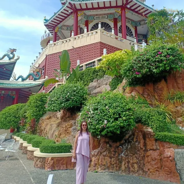 Another photo of Ella Kim