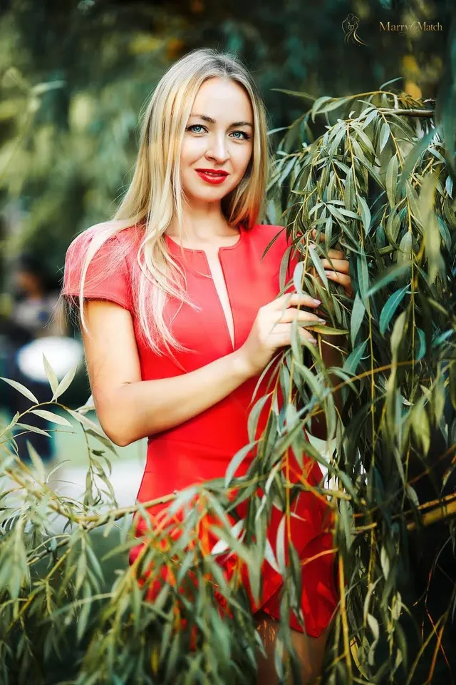 Another photo of Elena