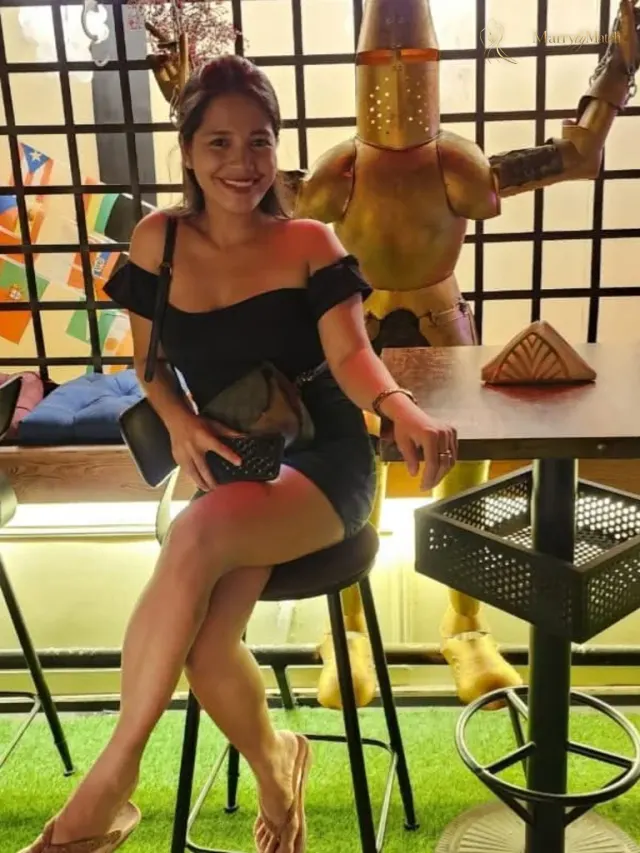 Another photo of Jelyncute