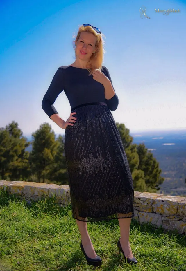 Yuliya, 41