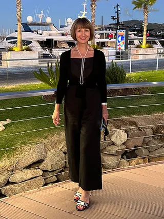 SVETLANA, 65