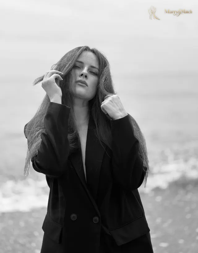 Another photo of Angelina