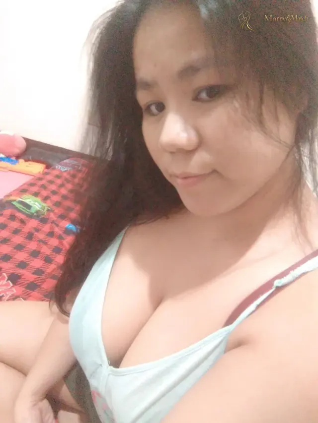 sandra, 24