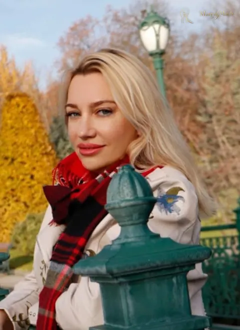 Another photo of Olena