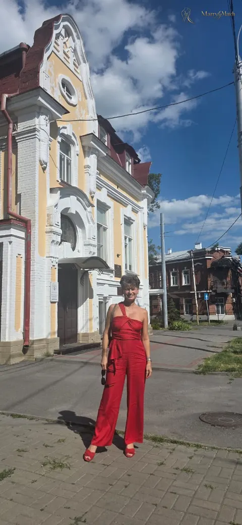 Another photo of Elena