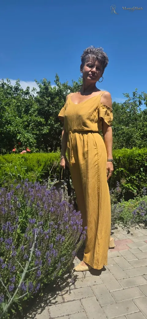 Another photo of Elena