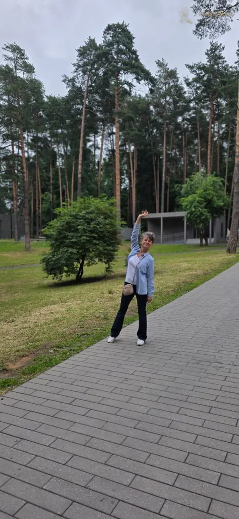 Another photo of Elena