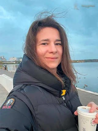 Another photo of KATERINA