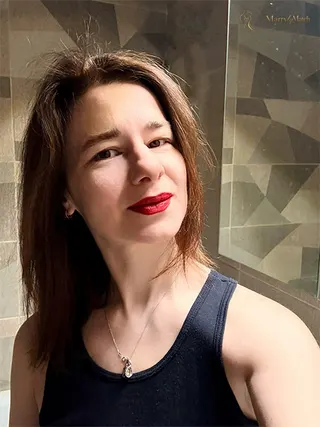 KATERINA, 42