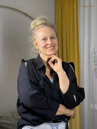 Another photo of OKSANA