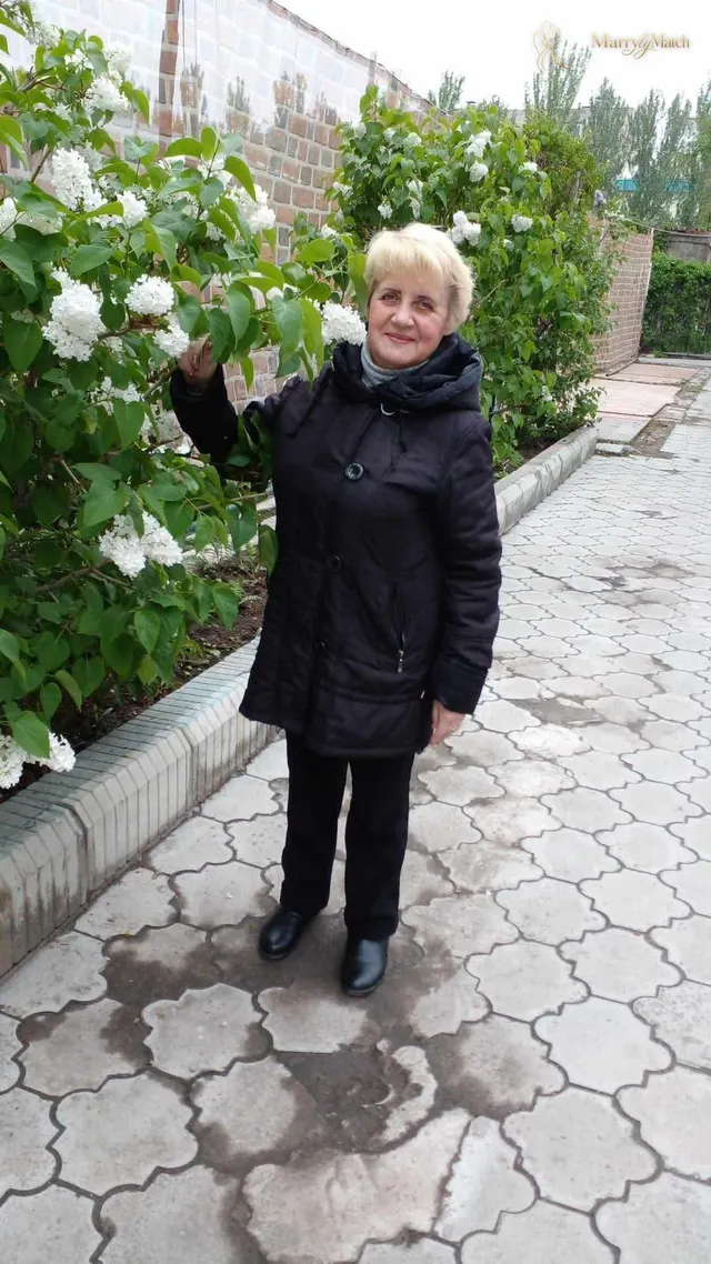 Another photo of Elena