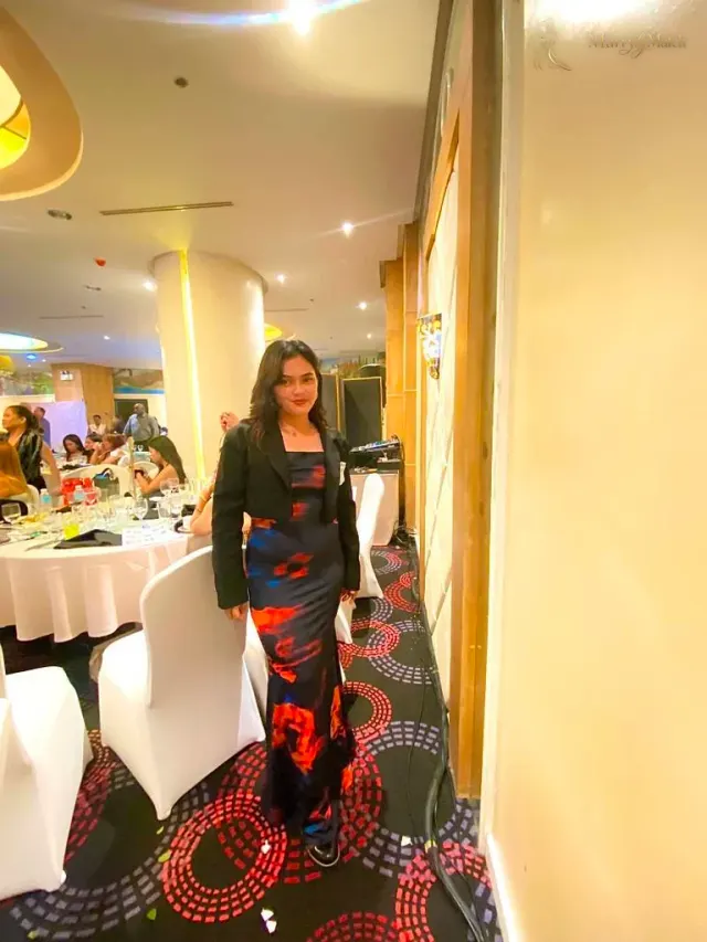 Another photo of Sharlene