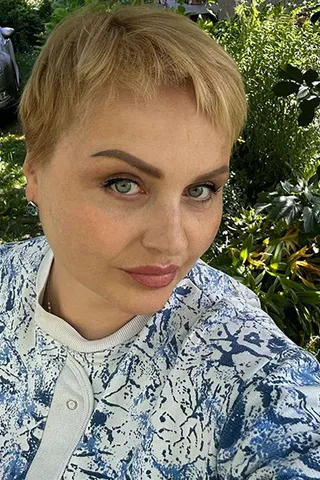 ALENA, 52