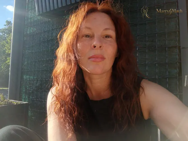 Yulia, 46