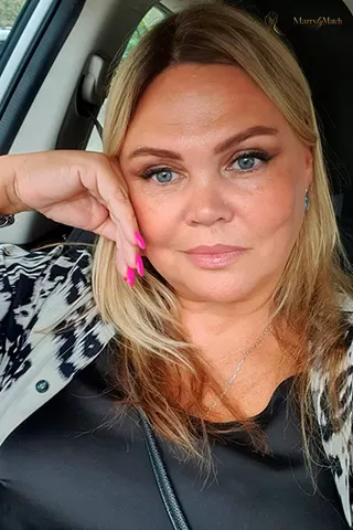 EKATERINA, 53