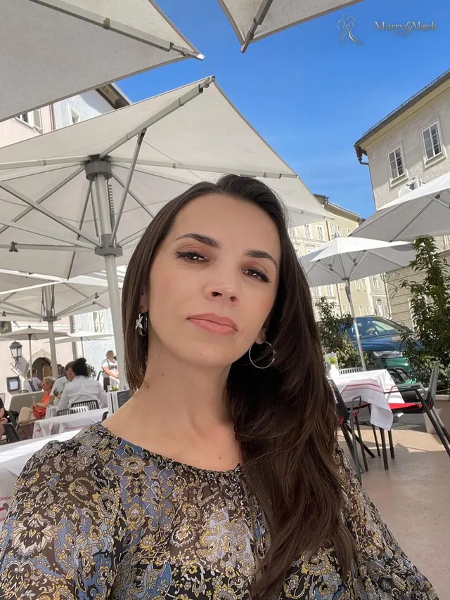 Kseniya, 47