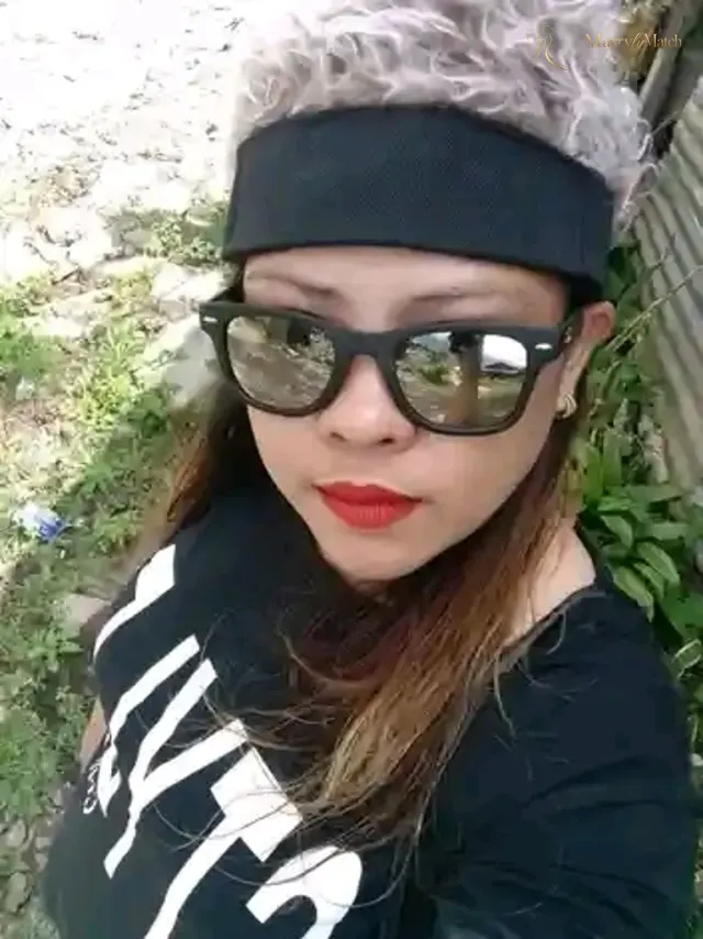 Another photo of Jossie