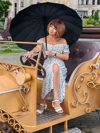 Another photo of OKSANA