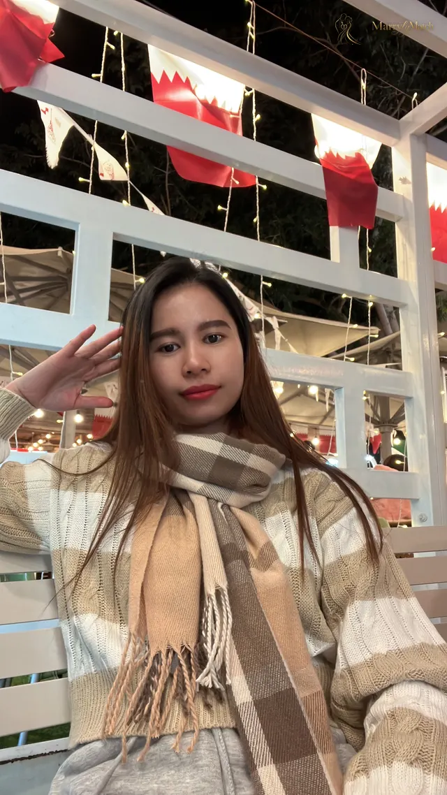 Marygrace, 33