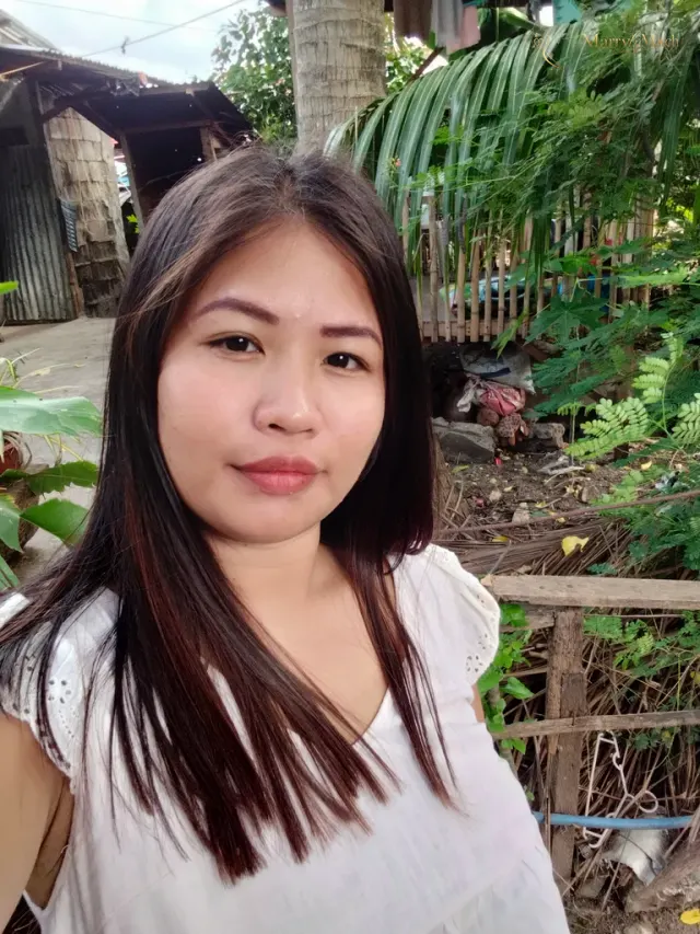 Kate marie, 28