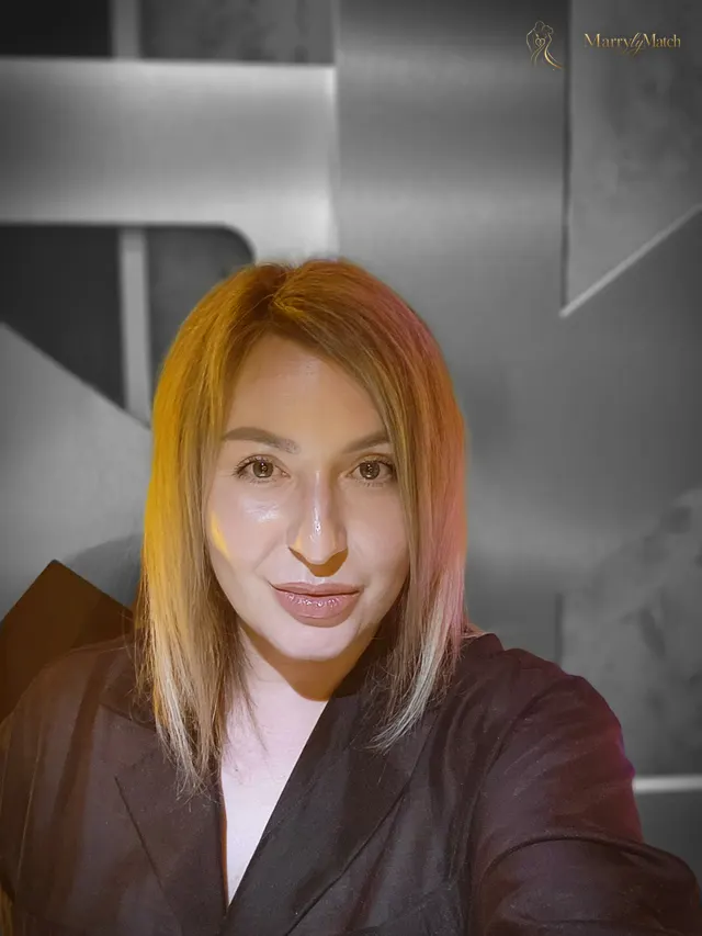 Valentyna, 40