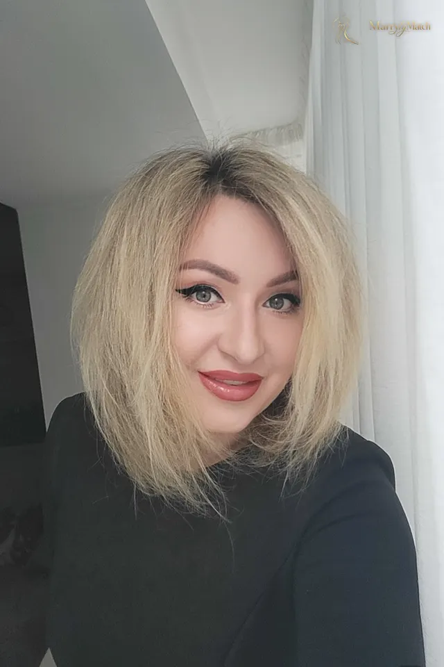 Another photo of Valentyna
