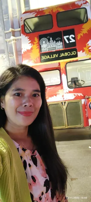 Another photo of Maricel