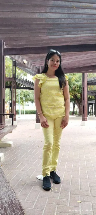 Another photo of Maricel